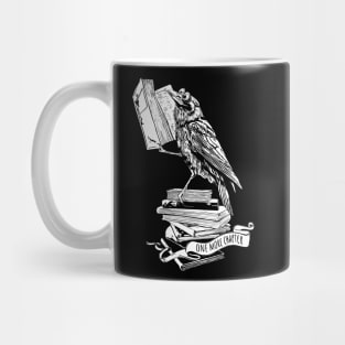 Black raven read book, gift for reader, student gift, lover books, black and white Mug